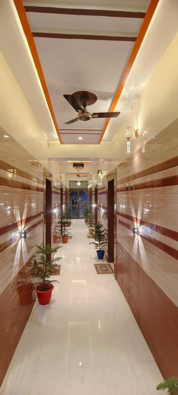 Hotel Shri Ram Bhavan Ayodhya Exterior photo